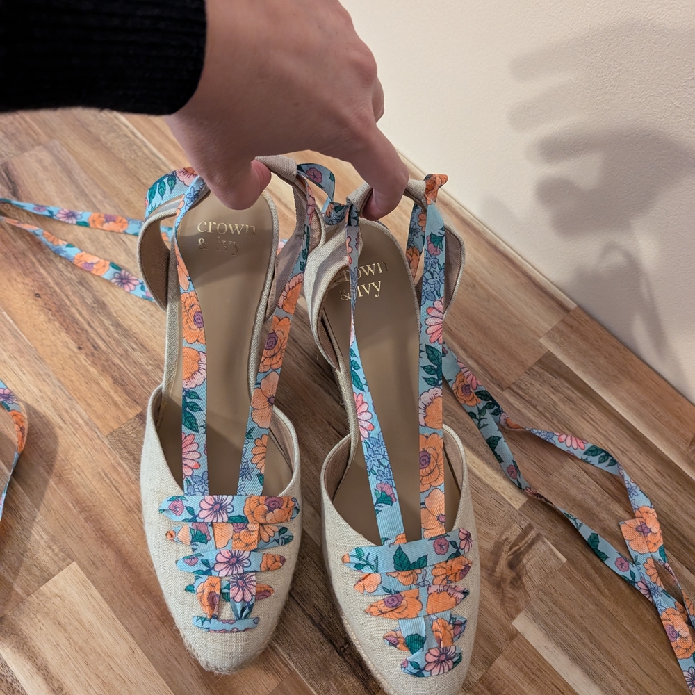 Crown & Ivy Cream Espadrilles with Floral Embellishments